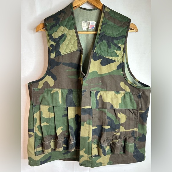 Vintage Speed Vest Camouflage Self Feeding Shotshell Hunting Vest Size Large - Picture 1 of 12